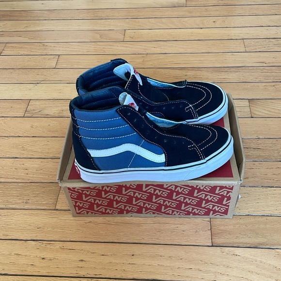 Vans Sk8-Hi Shoes - Picture 3 of 7